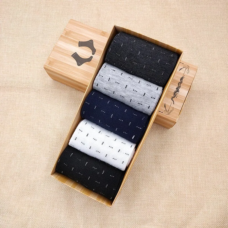 5 Pairs Breathable Men's Autumn/winter Polyester Cotton Plain Color Medium Tube Commercial Simple Casual Gift Boxes Socks