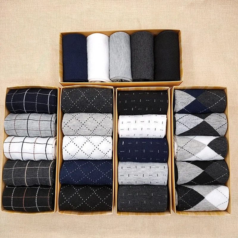5 Pairs Breathable Men's Autumn/winter Polyester Cotton Plain Color Medium Tube Commercial Simple Casual Gift Boxes Socks