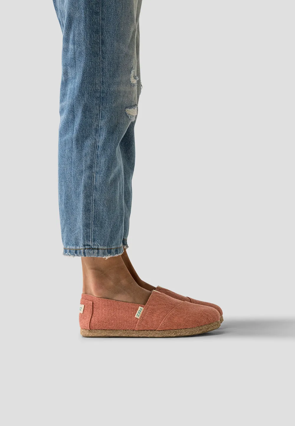 CLASSIC ESSENTIAL CLAE