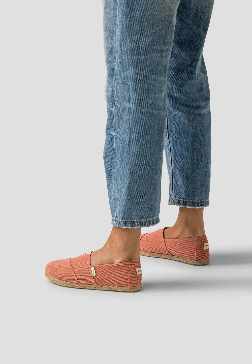 CLASSIC ESSENTIAL CLAE