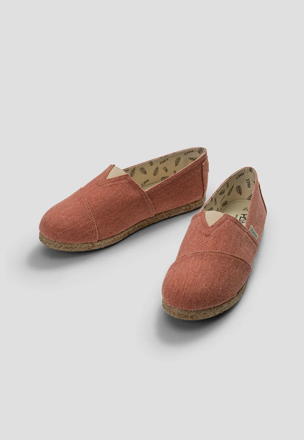 CLASSIC ESSENTIAL CLAE