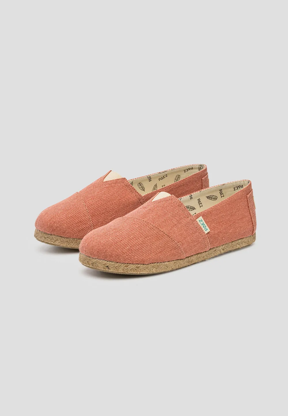 CLASSIC ESSENTIAL CLAE